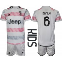 Juventus Danilo Luiz #6 Replika babykläder Bortaställ Barn 2023-24 Kortärmad (+ korta byxor)